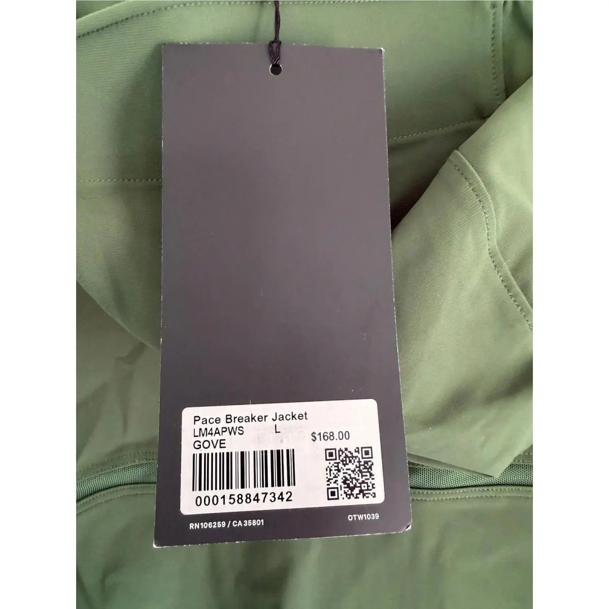 Lululemon clothing - Pace Breaker Jacket - Pace Breaker Jacket - Green 4