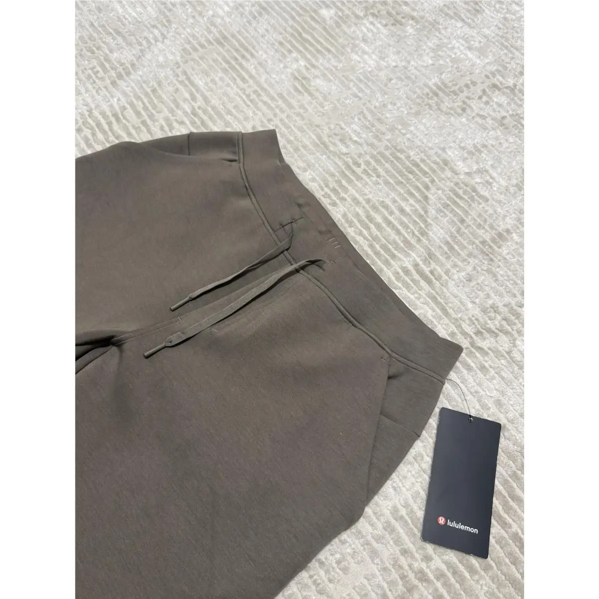 Lululemon clothing - Brown 8