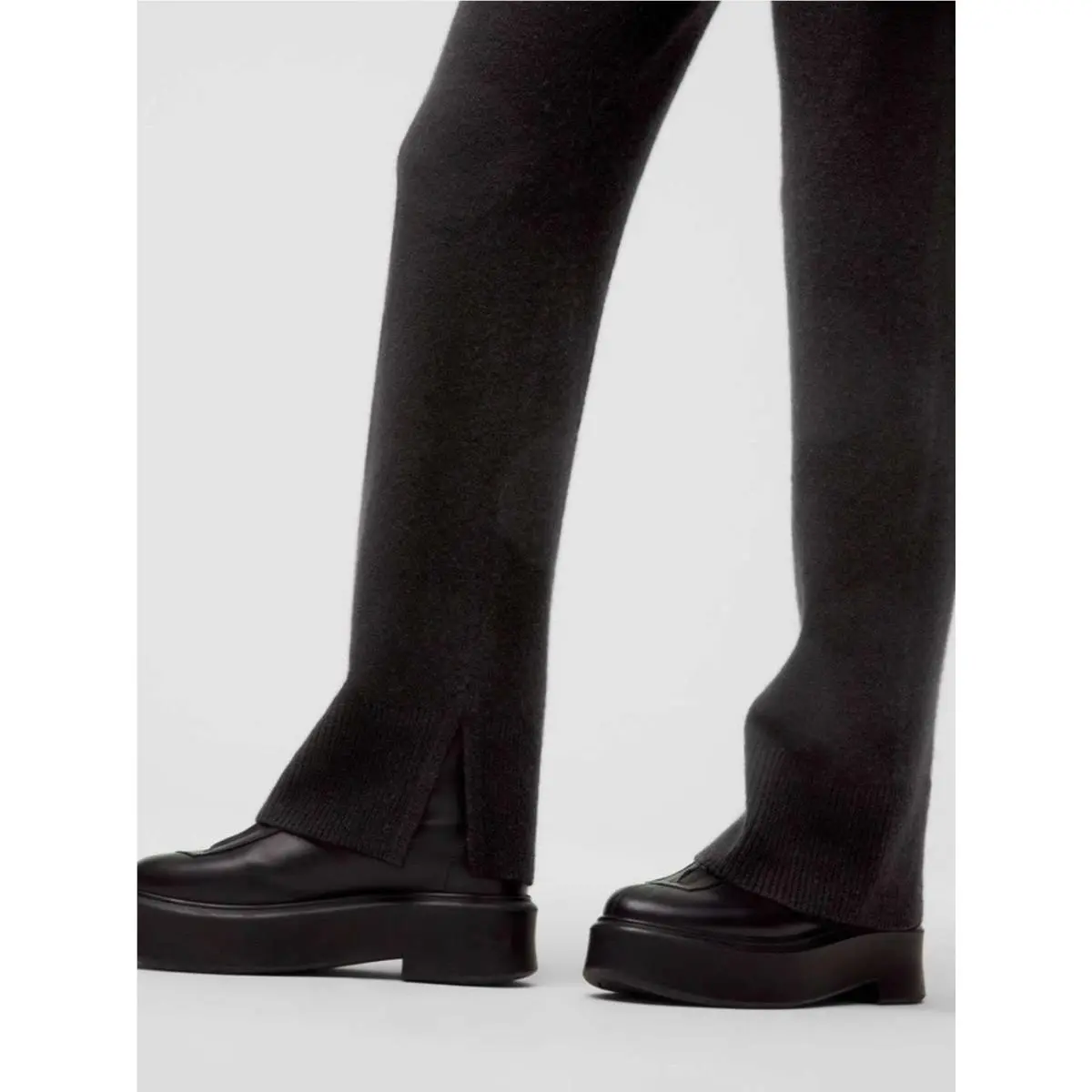 Lululemon clothing - Black 2