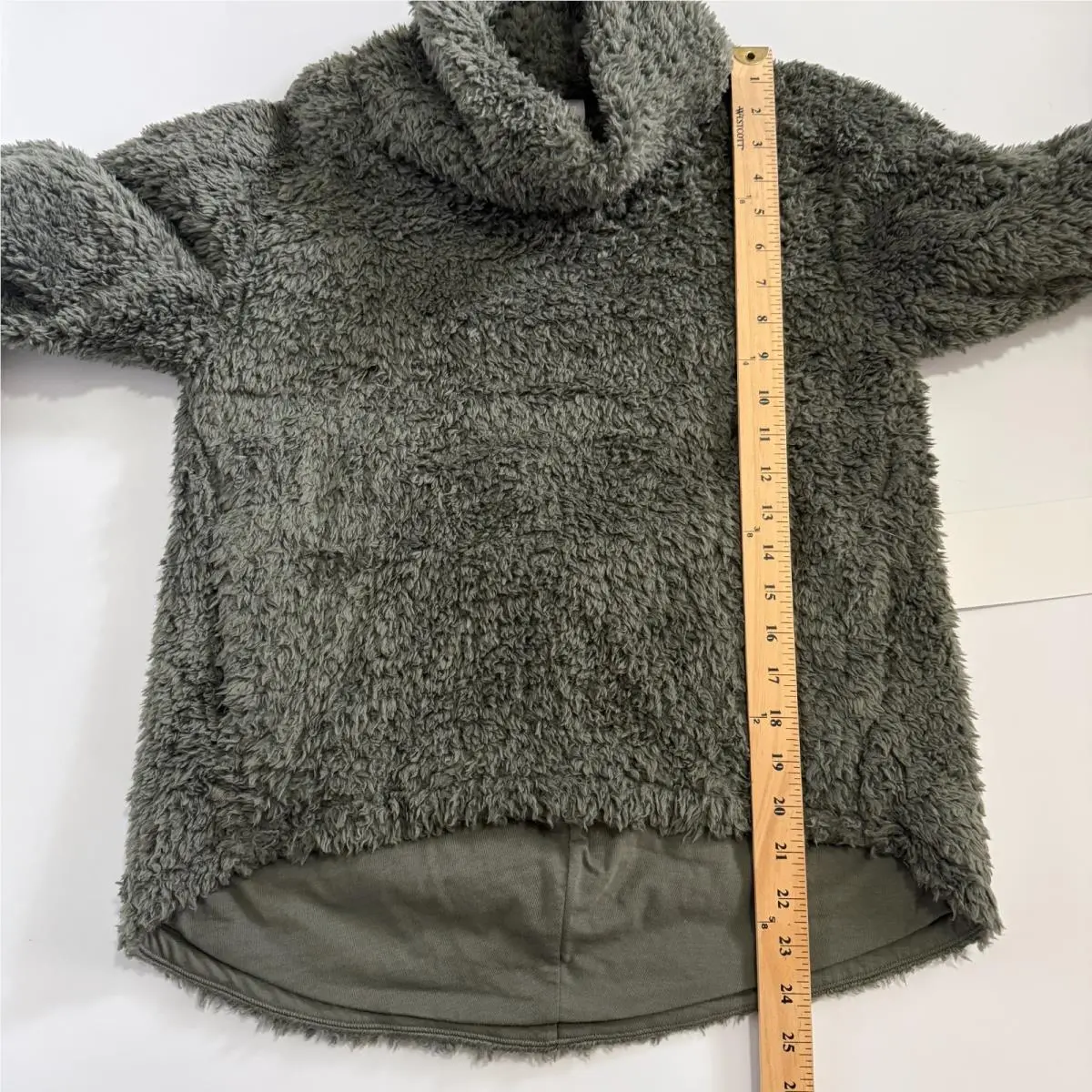 Lululemon clothing - Green 6