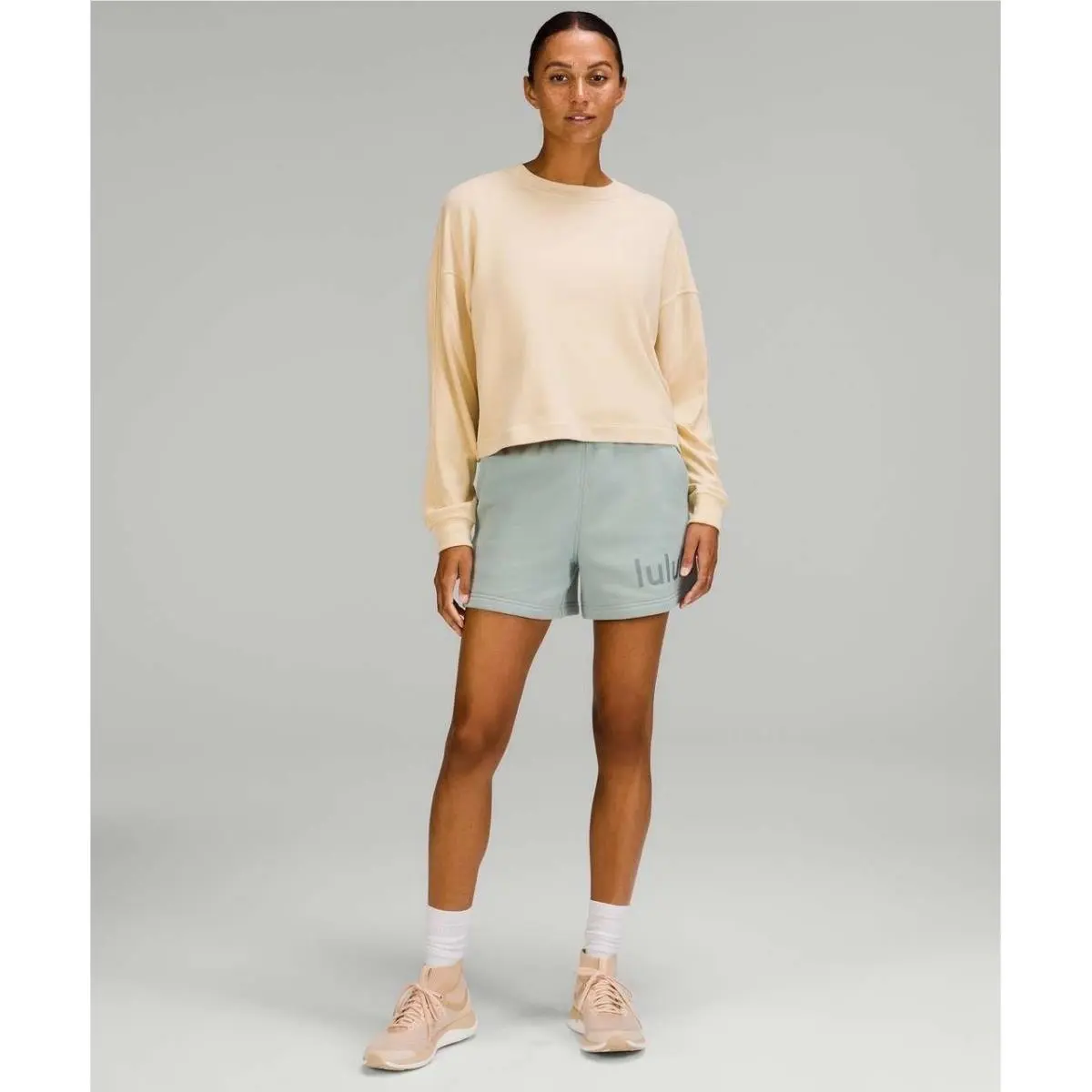 Lululemon clothing - Prosecco 0