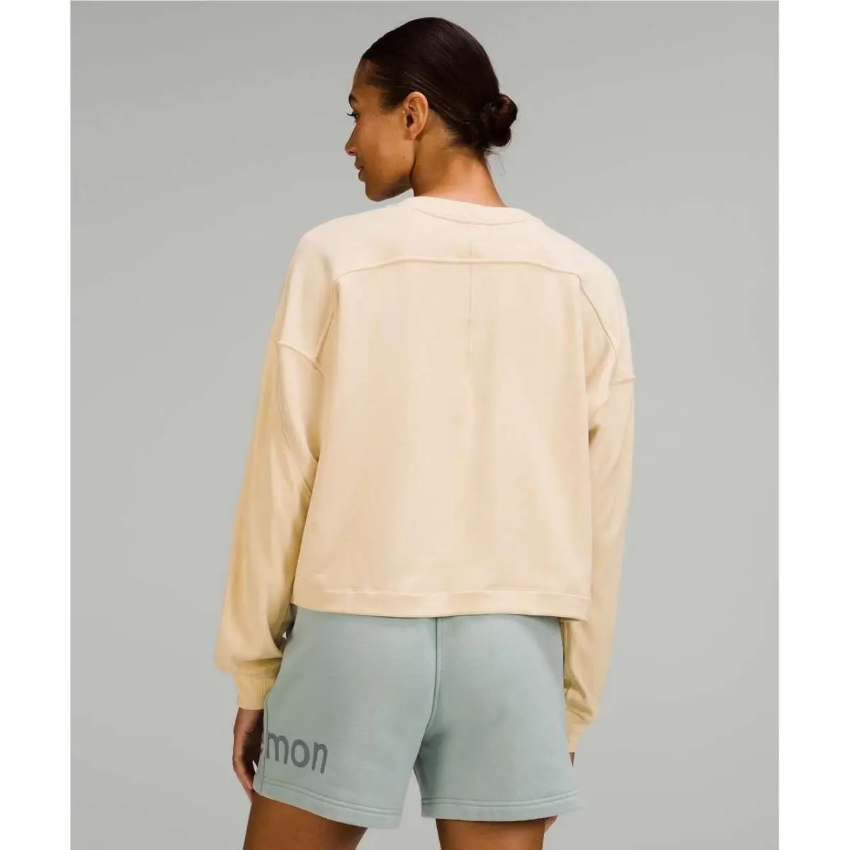 Lululemon clothing - Prosecco 1