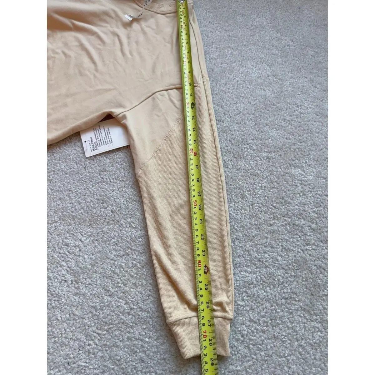 Lululemon clothing - Prosecco 10