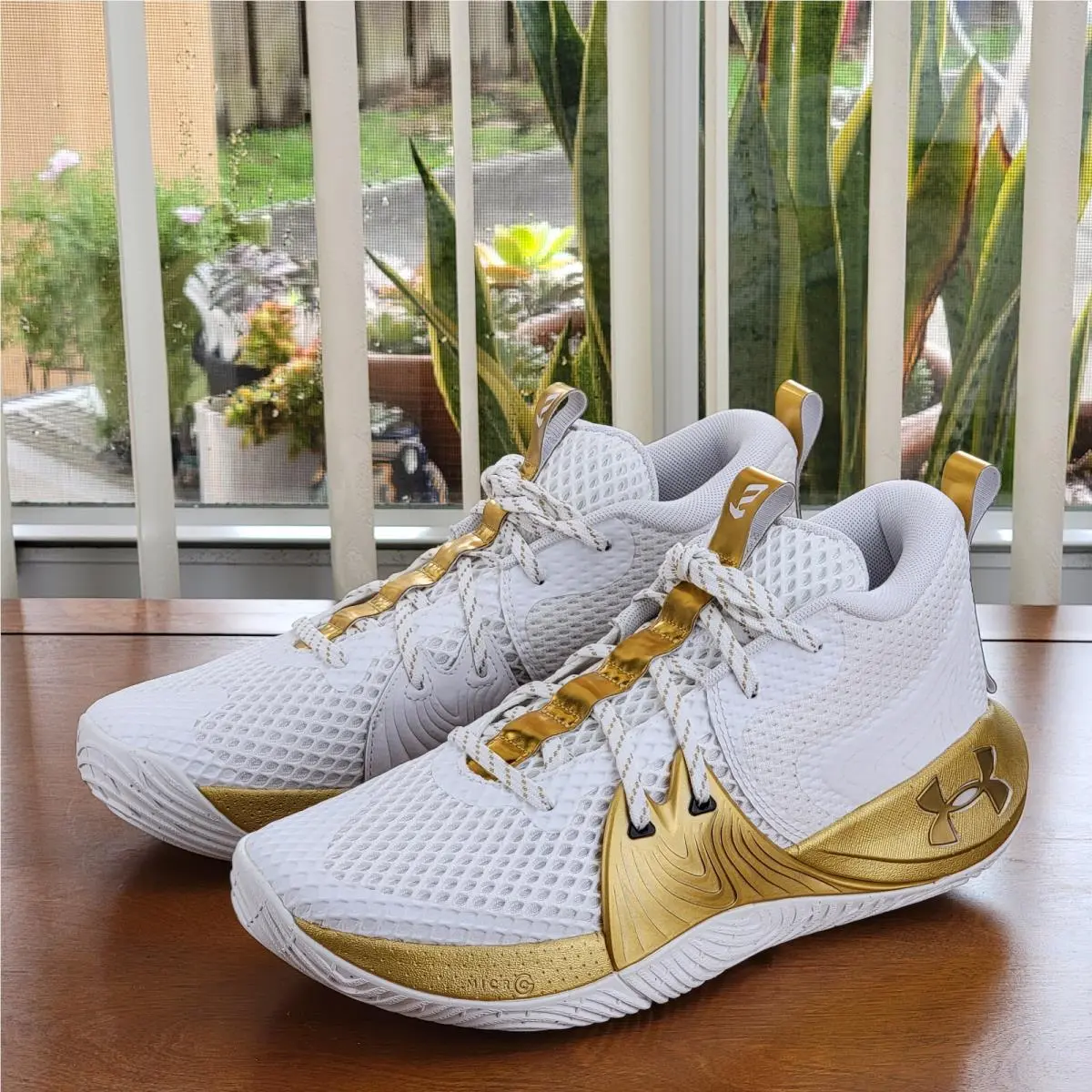 Under Armour shoes - Under Armour Ua Embiid 1 - 3023086-105 - White / Metallic Gold (UPC: 194514230227) 10