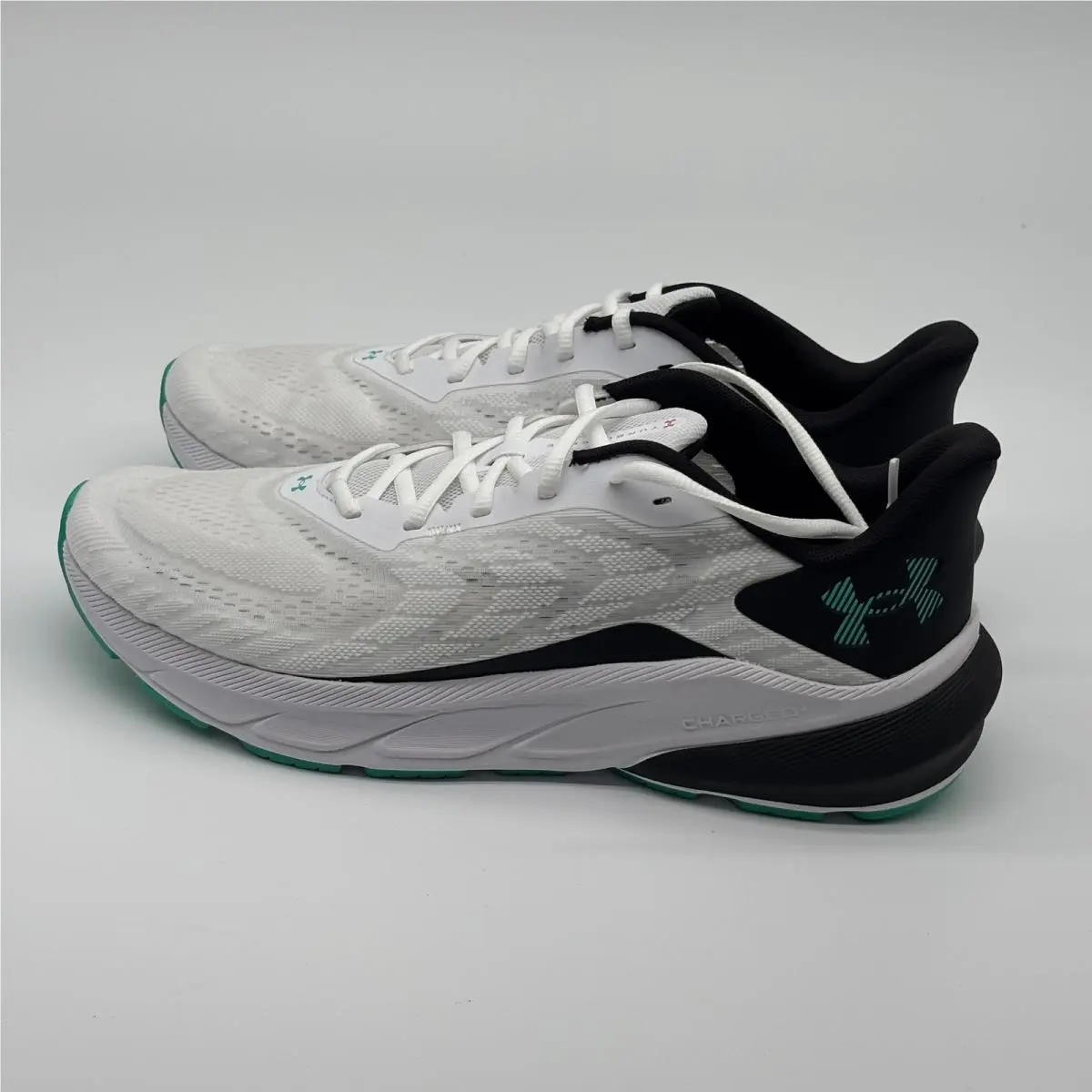 Under Armour shoes - UA Turbulence 3 - Turbulence - White 2