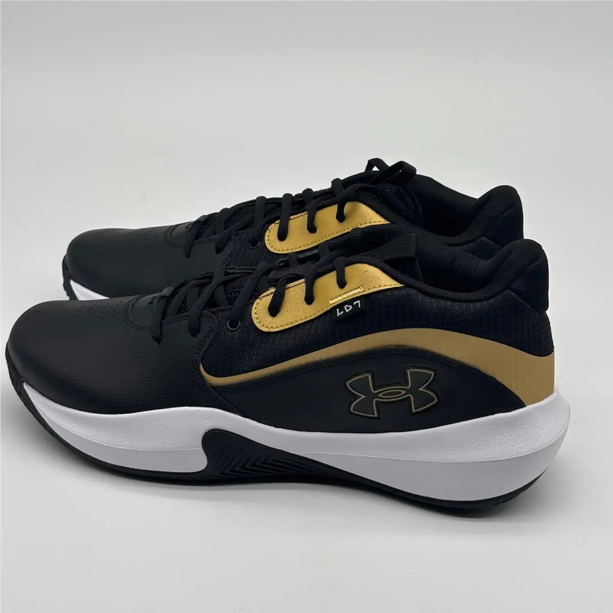 Under Armour shoes - Under Armour UA Lockdown 7 - Black 2