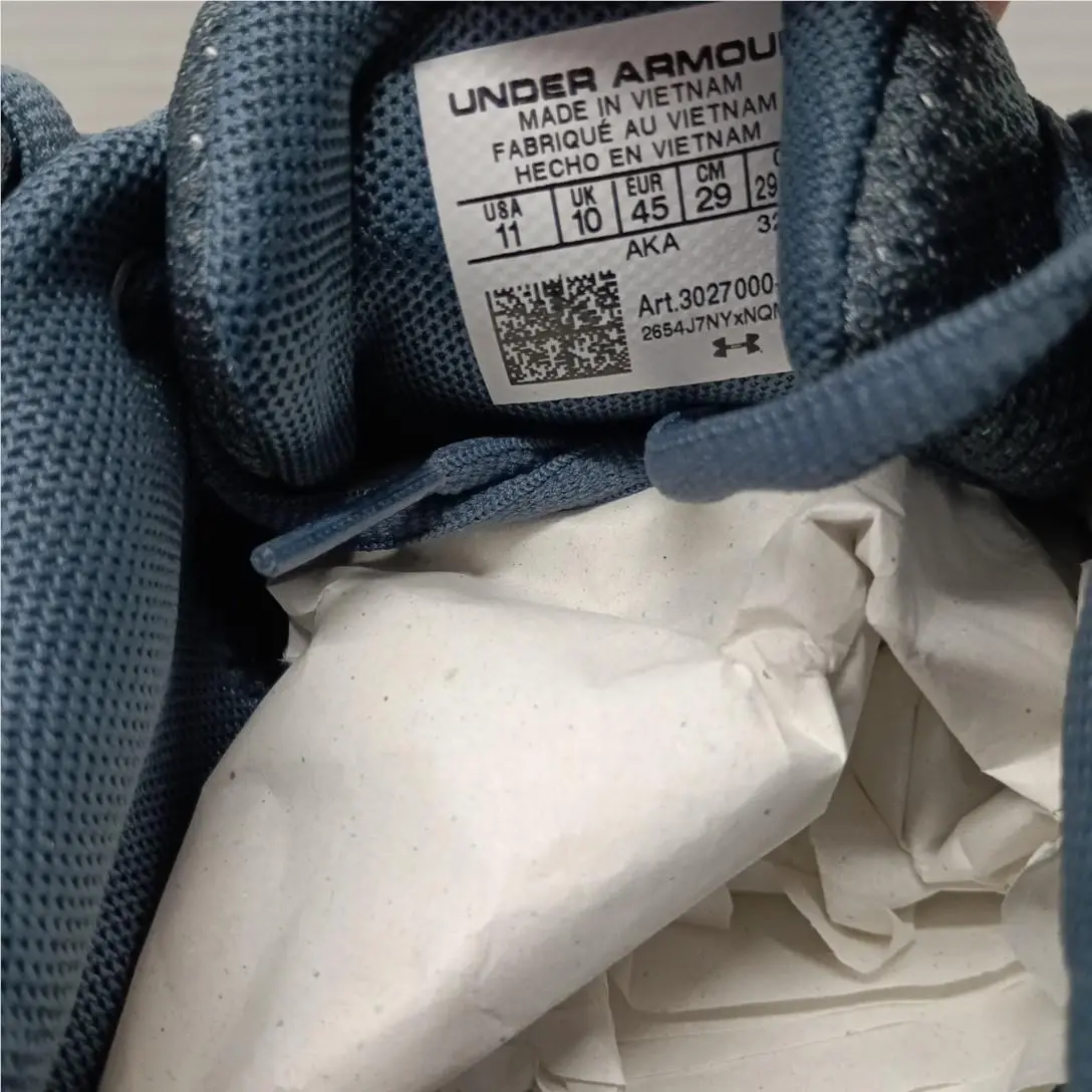 Under Armour shoes - Under Armour Surge - Surge - Gray 4
