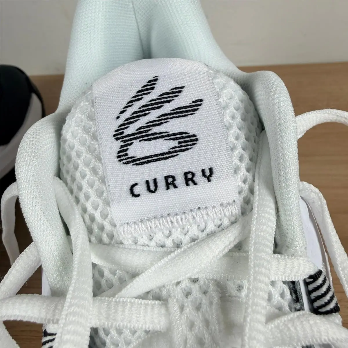 Under Armour shoes - Curry 3Z 25 - Curry - White (UPC: 197780955146) 5