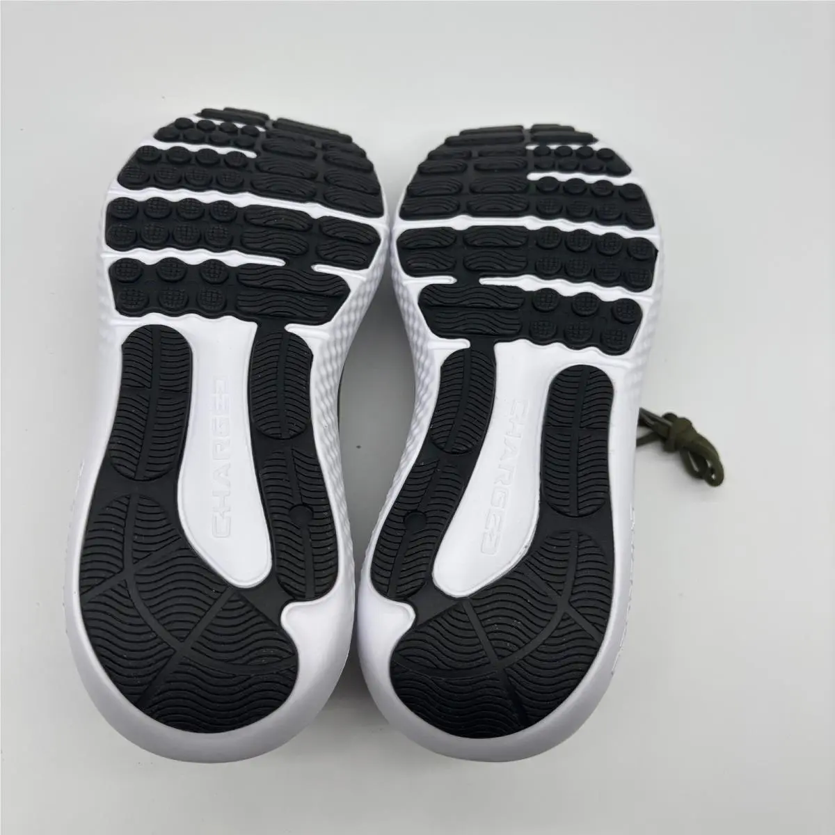 Under Armour shoes - Charged Surge 4 - Charged Surge - Green 4