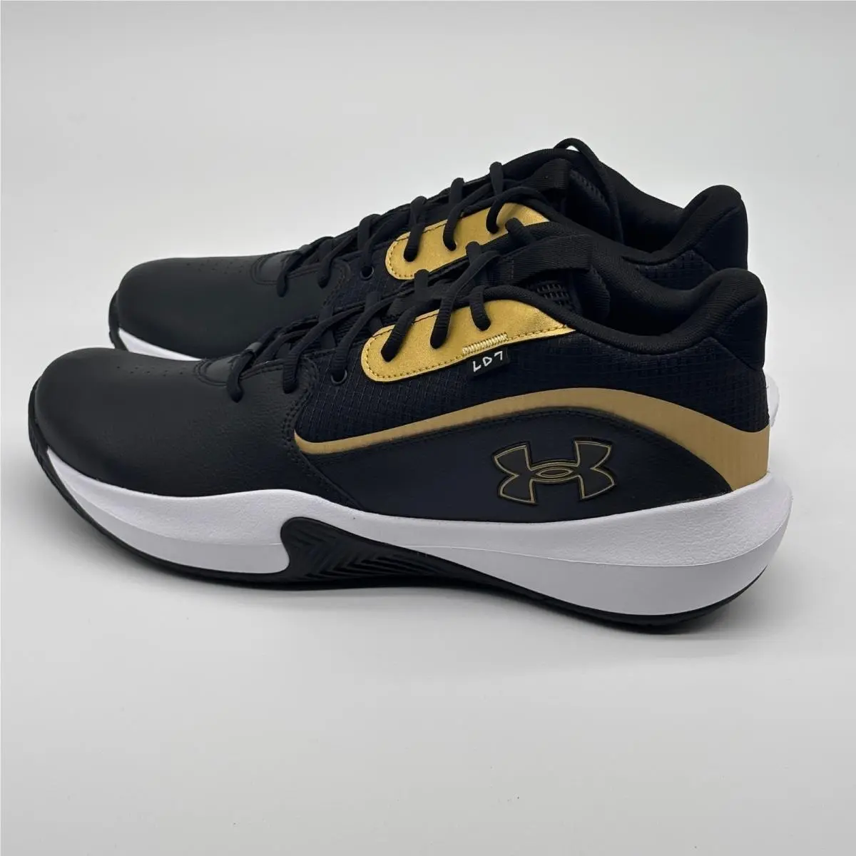 Under Armour shoes - UA Lockdown 7 - Lockdown - Black 2