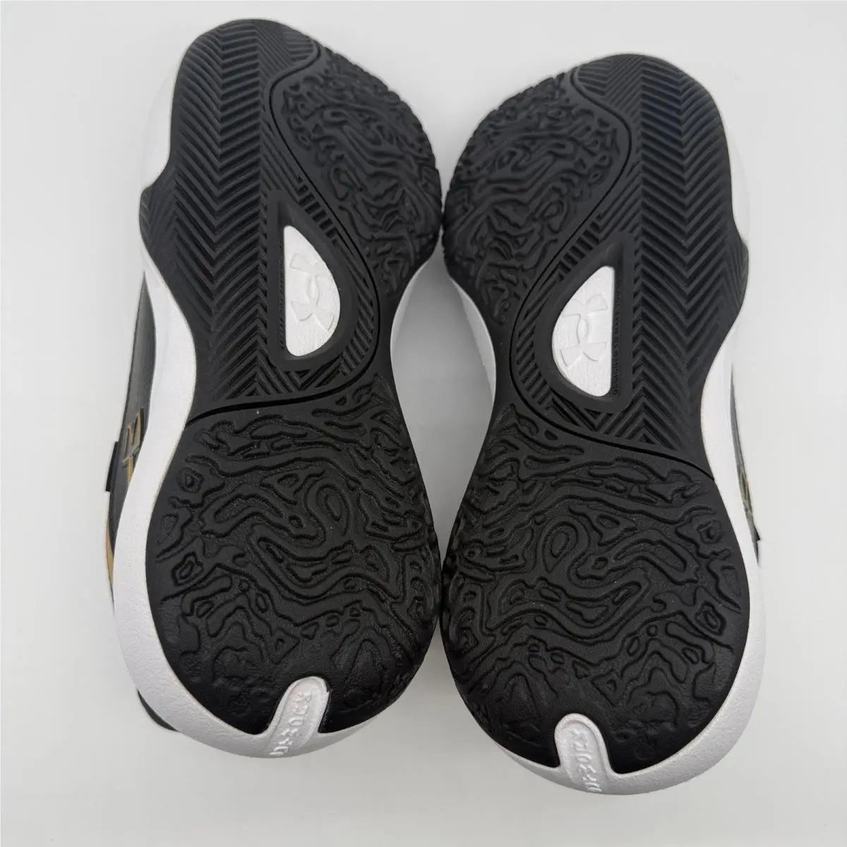 Under Armour shoes - UA Lockdown 7 - Lockdown - Black 4