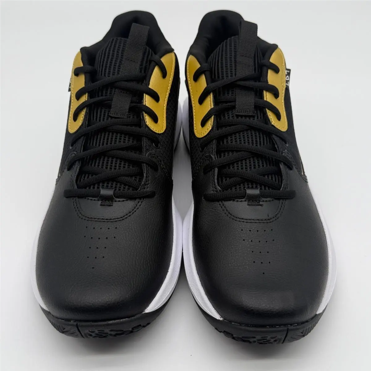 Under Armour shoes - UA Lockdown 7 - Lockdown - Black 1