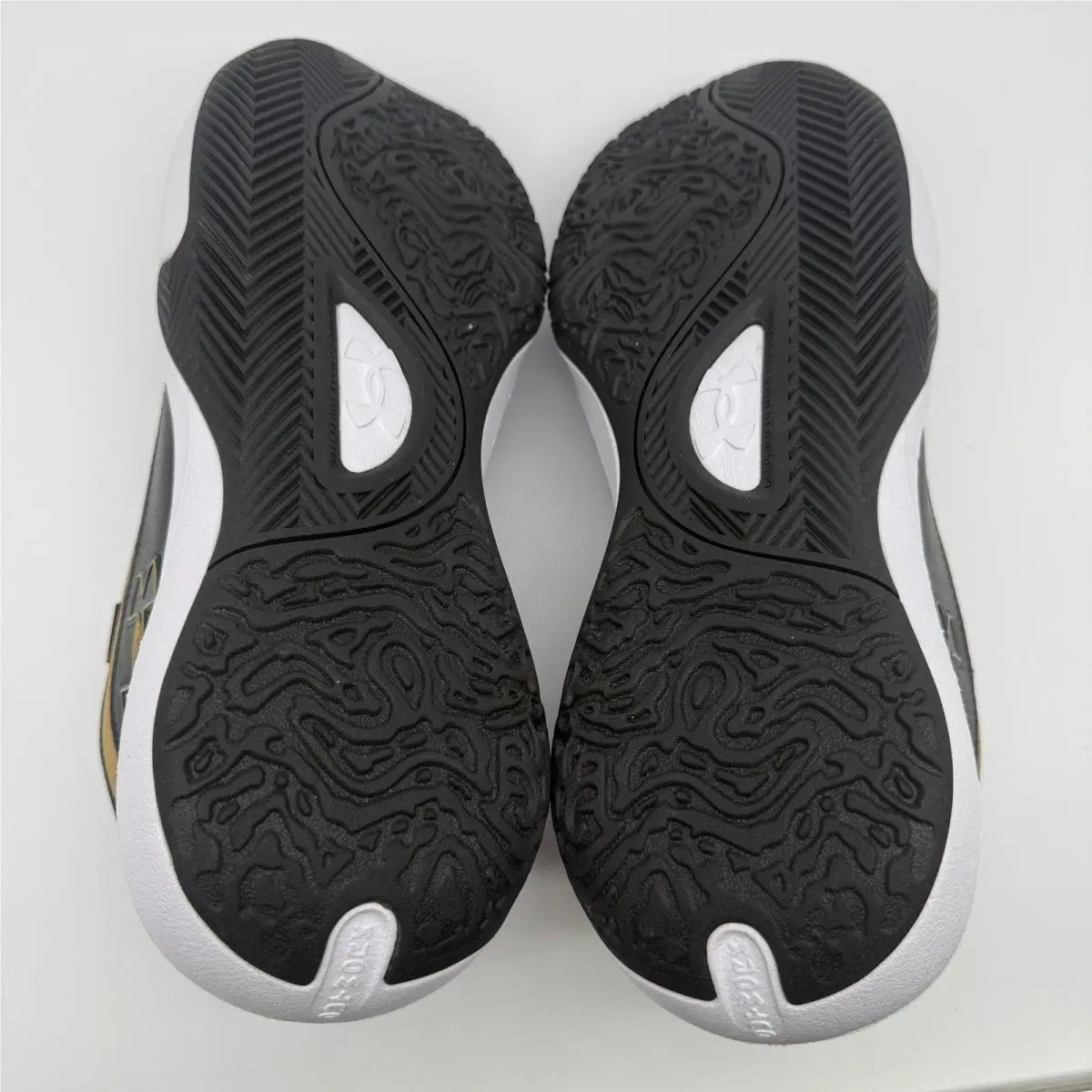 Under Armour shoes - UA Lockdown 7 - Lockdown - Black 4