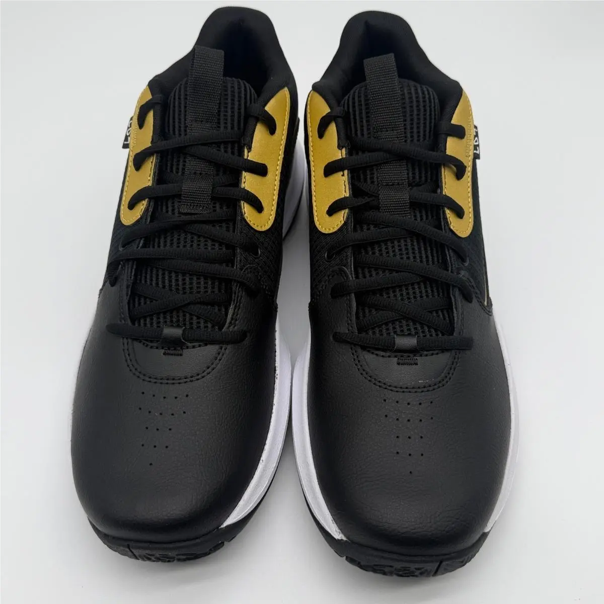 Under Armour shoes - UA Lockdown 7 - Lockdown - Black 1