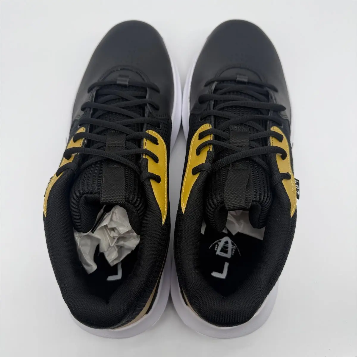 Under Armour shoes - UA Lockdown 7 - Lockdown - Black 3