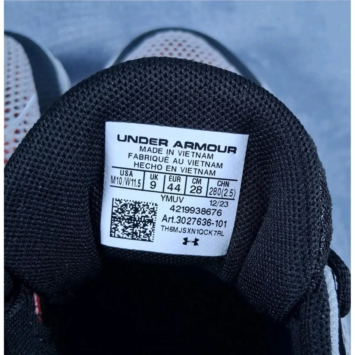 Under Armour shoes - Under Armour Curry Splash 24 - 3027636-101 - Gray 7