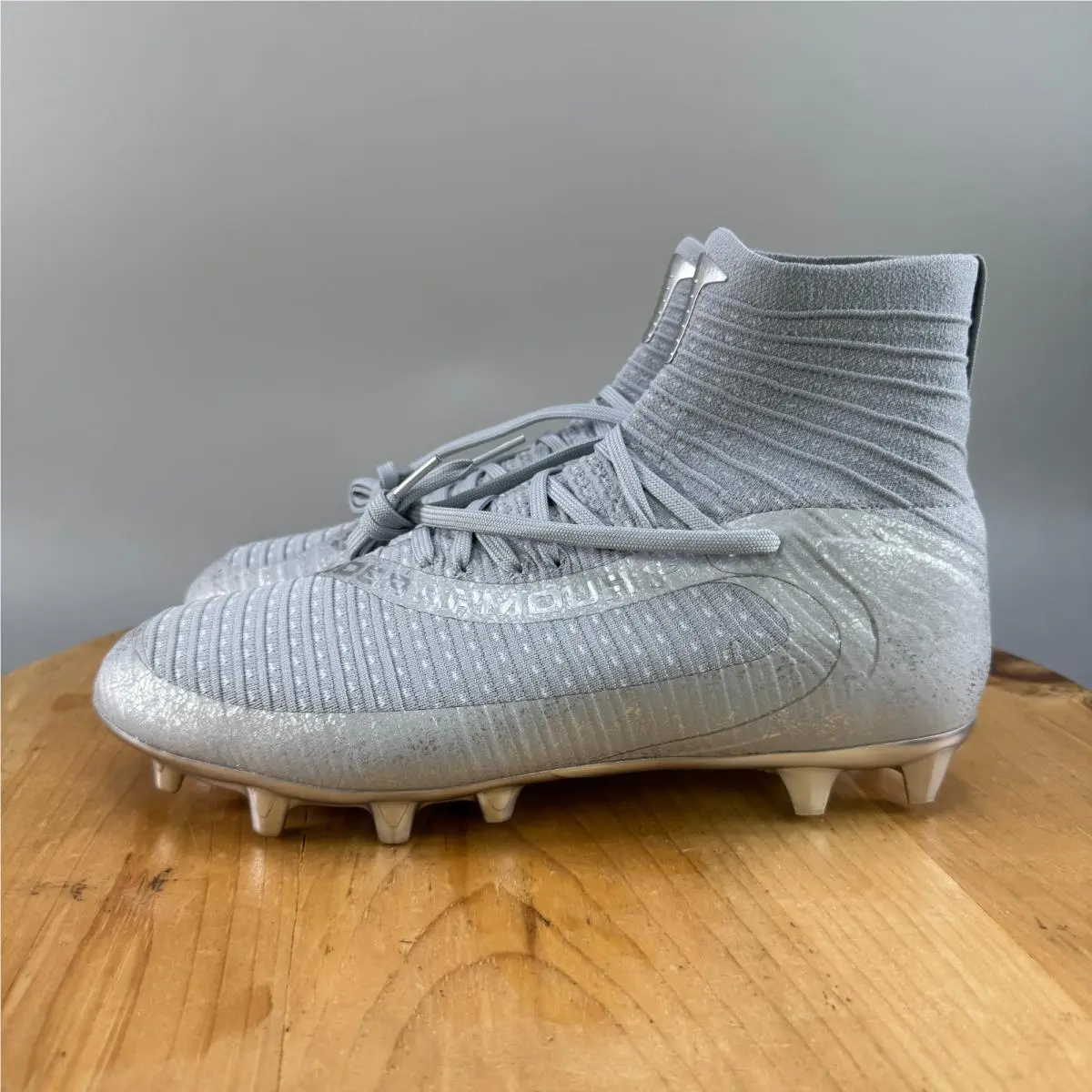 Under Armour shoes - Under Armour Highlight MC - Highlight - 3027304-099 - Silver 1