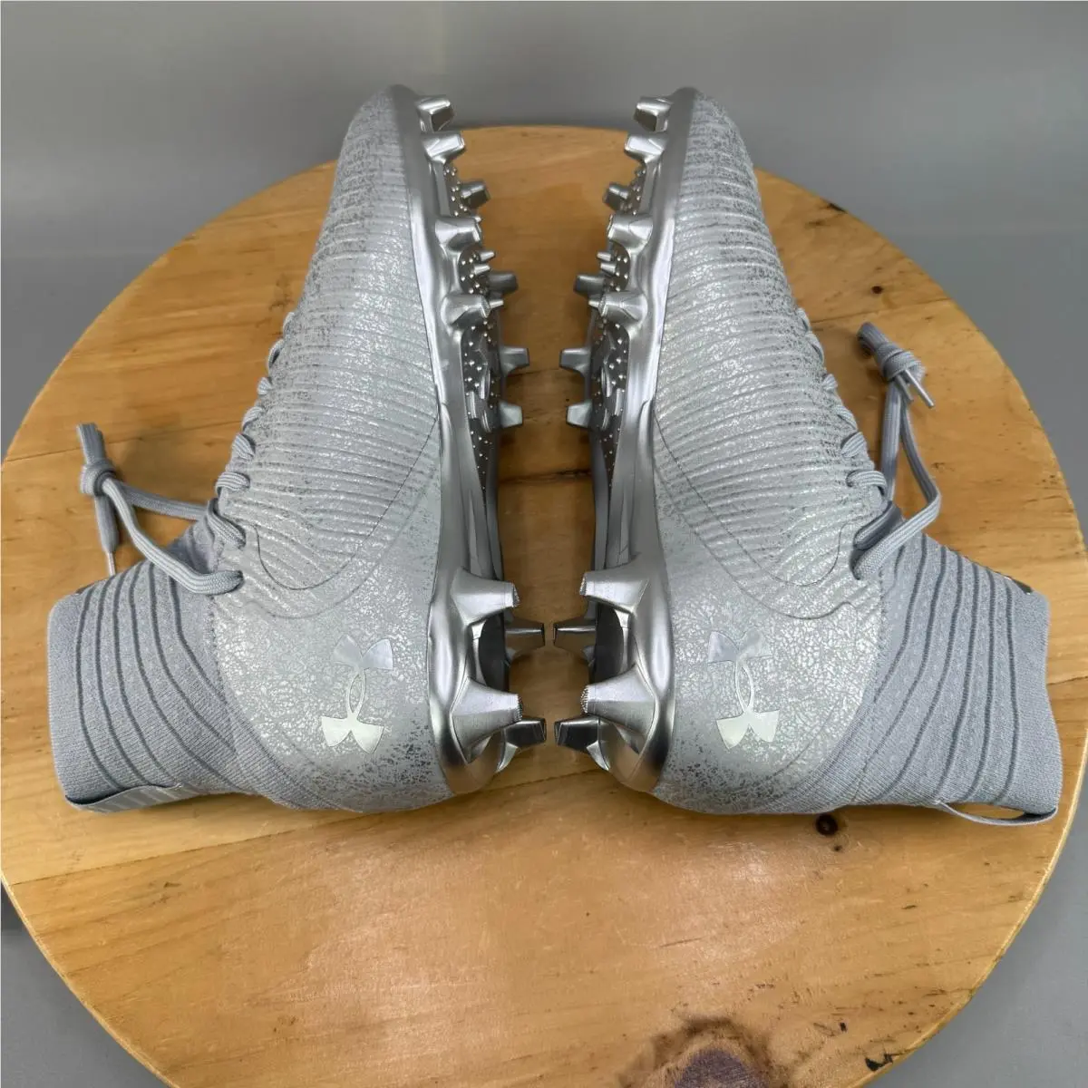 Under Armour shoes - Under Armour Highlight MC - Highlight - 3027304-099 - Silver 4