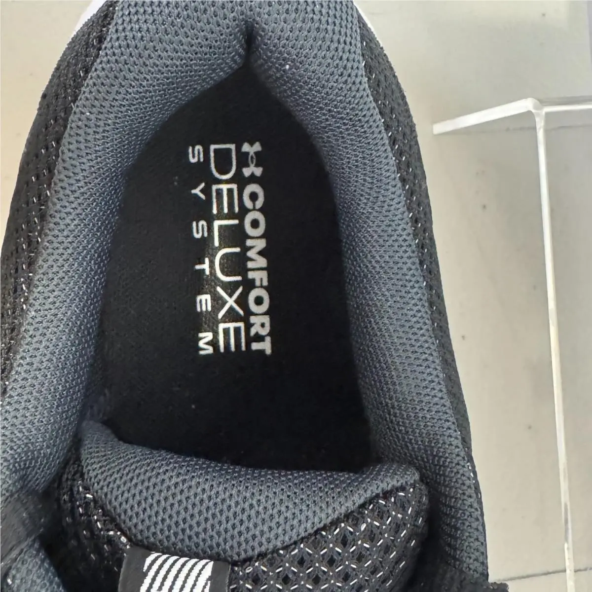 Under Armour shoes - Under Armour Charged Surge 4 - Black 11