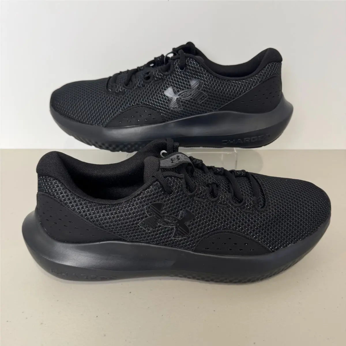 Under Armour shoes - Under Armour Charged Surge 4 - Black 1