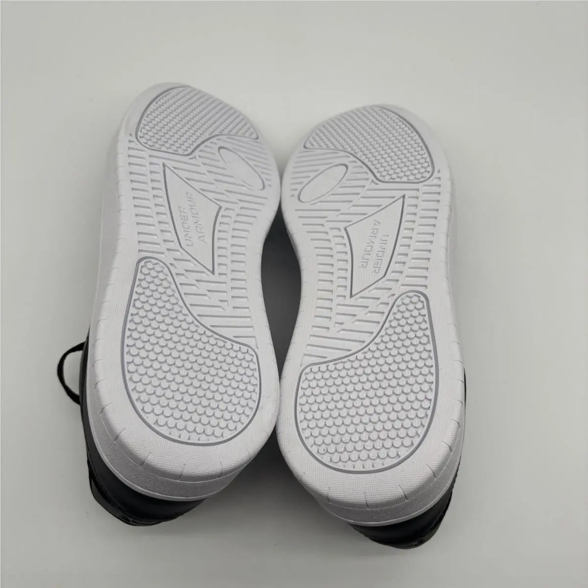 Under Armour shoes - UA Tempo - Tempo - Black 4