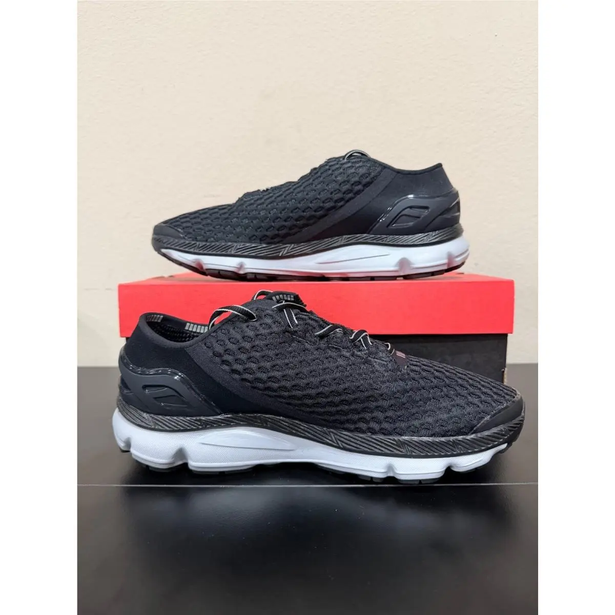 Under Armour shoes - Black 0