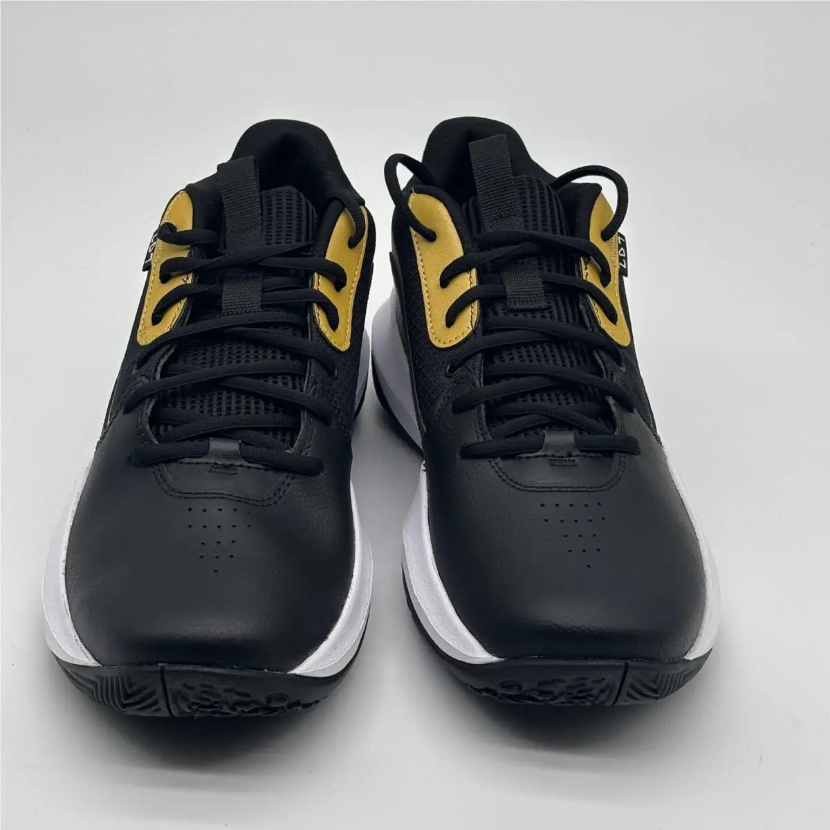 Under Armour shoes - UA Lockdown 7 - Lockdown - Black 1