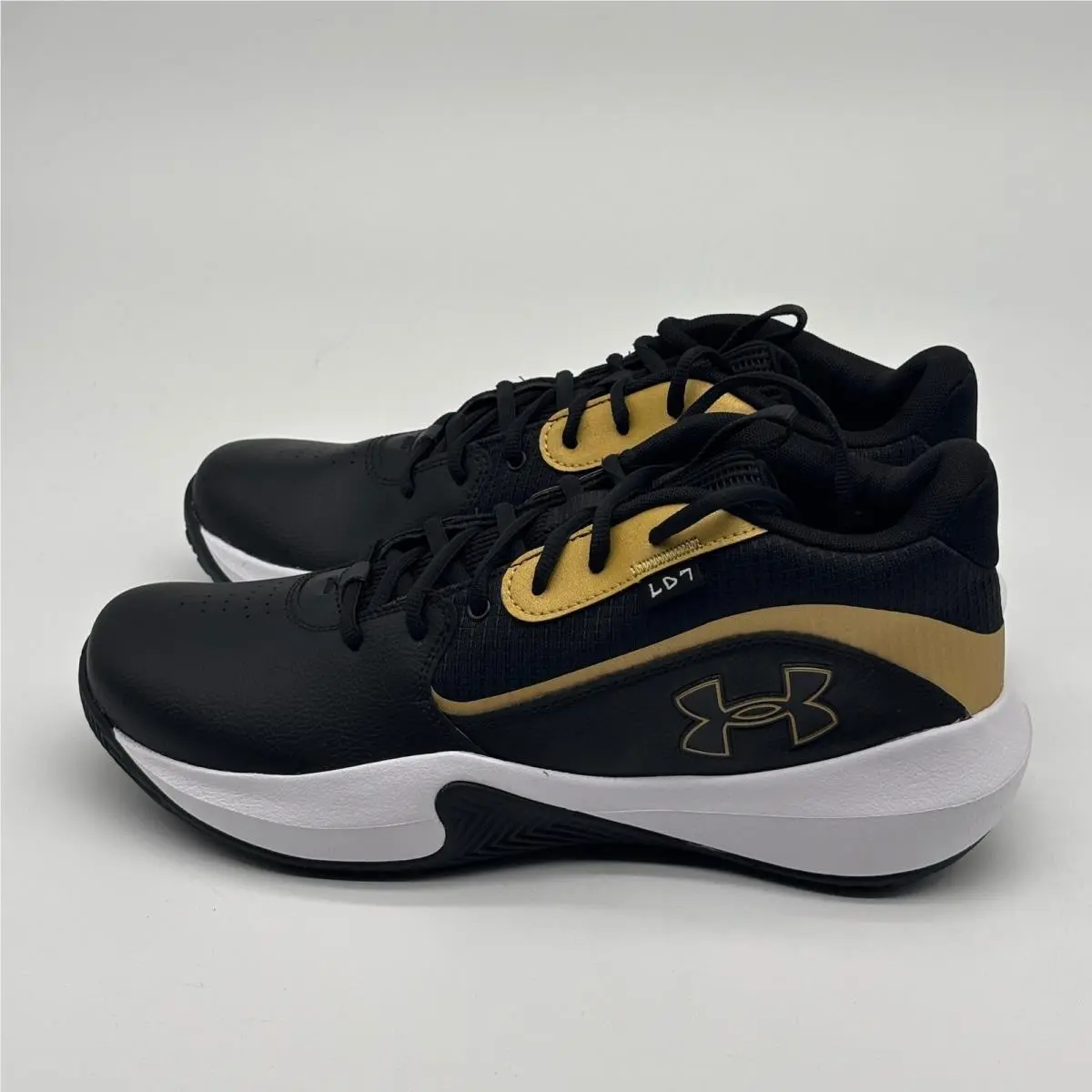 Under Armour shoes - UA Lockdown 7 - Lockdown - Black 2