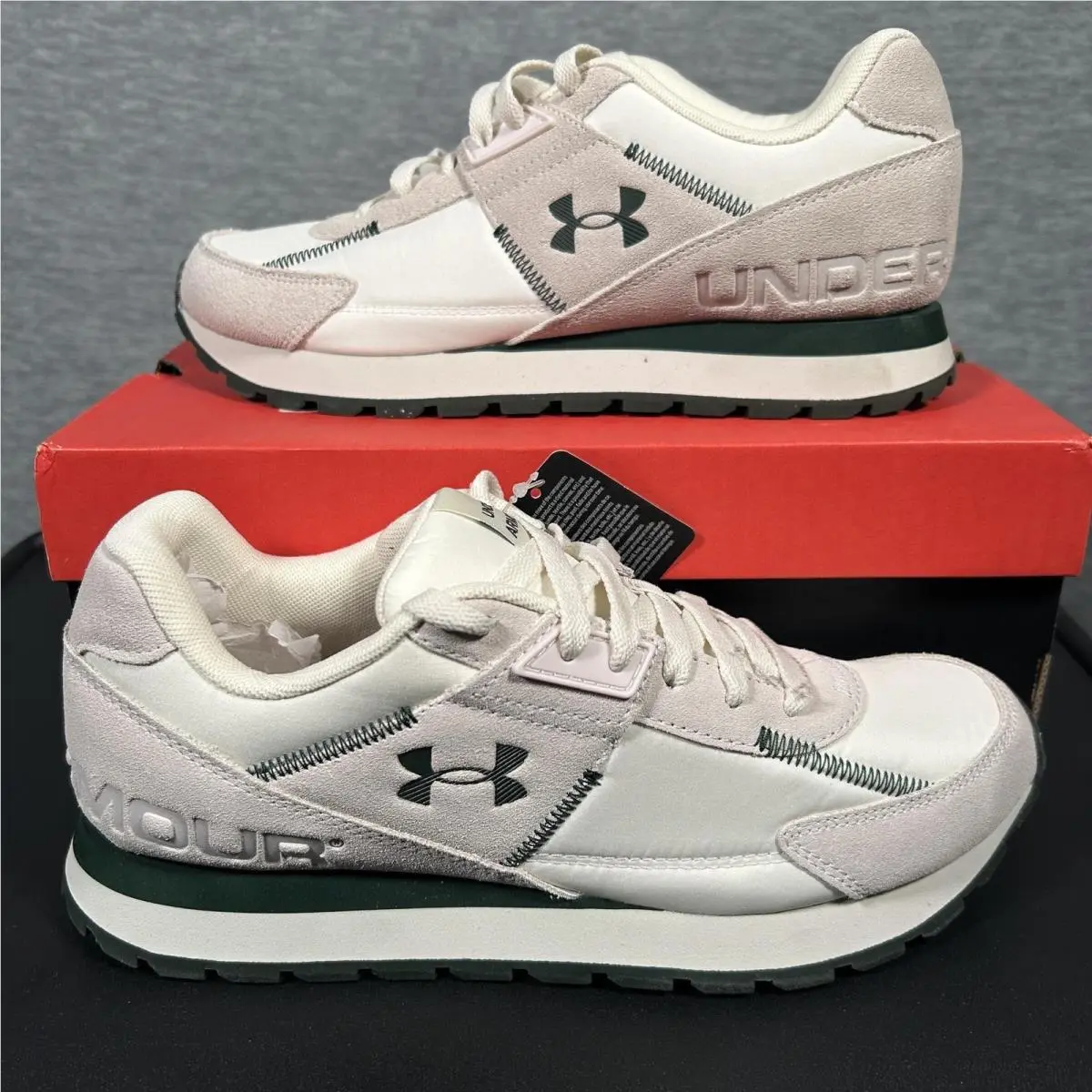 Under Armour UA Essential Runner Shoes Mens Size 8.5 White Running Cushioned