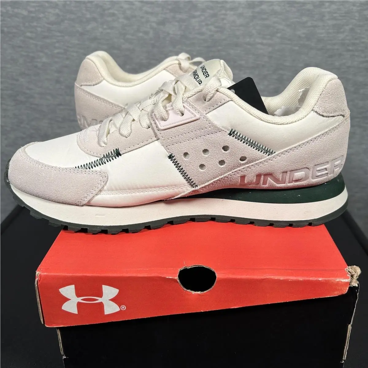 Under Armour shoes - Under Armour UA Essential Runner - 3024408-106 - White 4