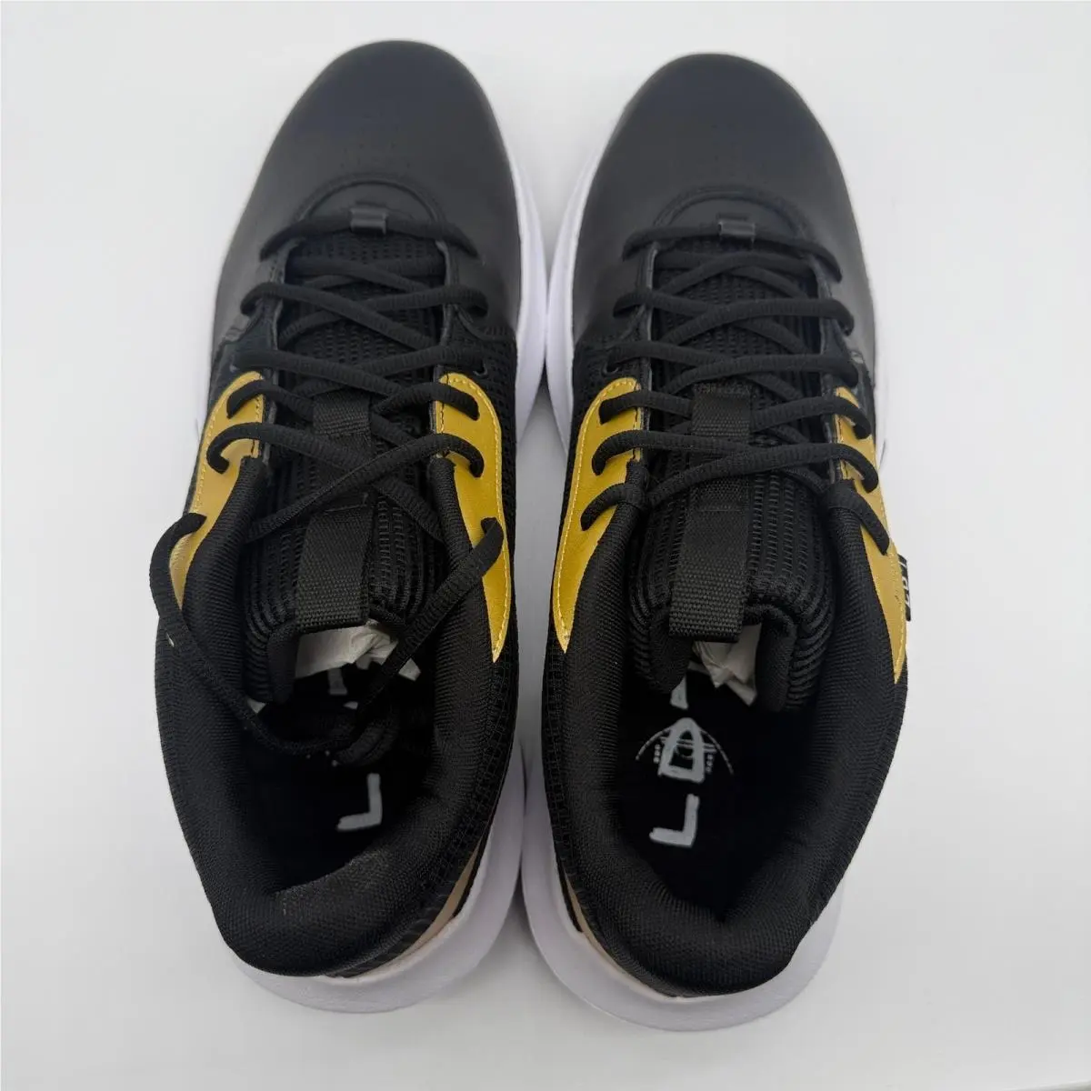 Under Armour shoes - Lockdown 7 - Lockdown - Black Gold 3