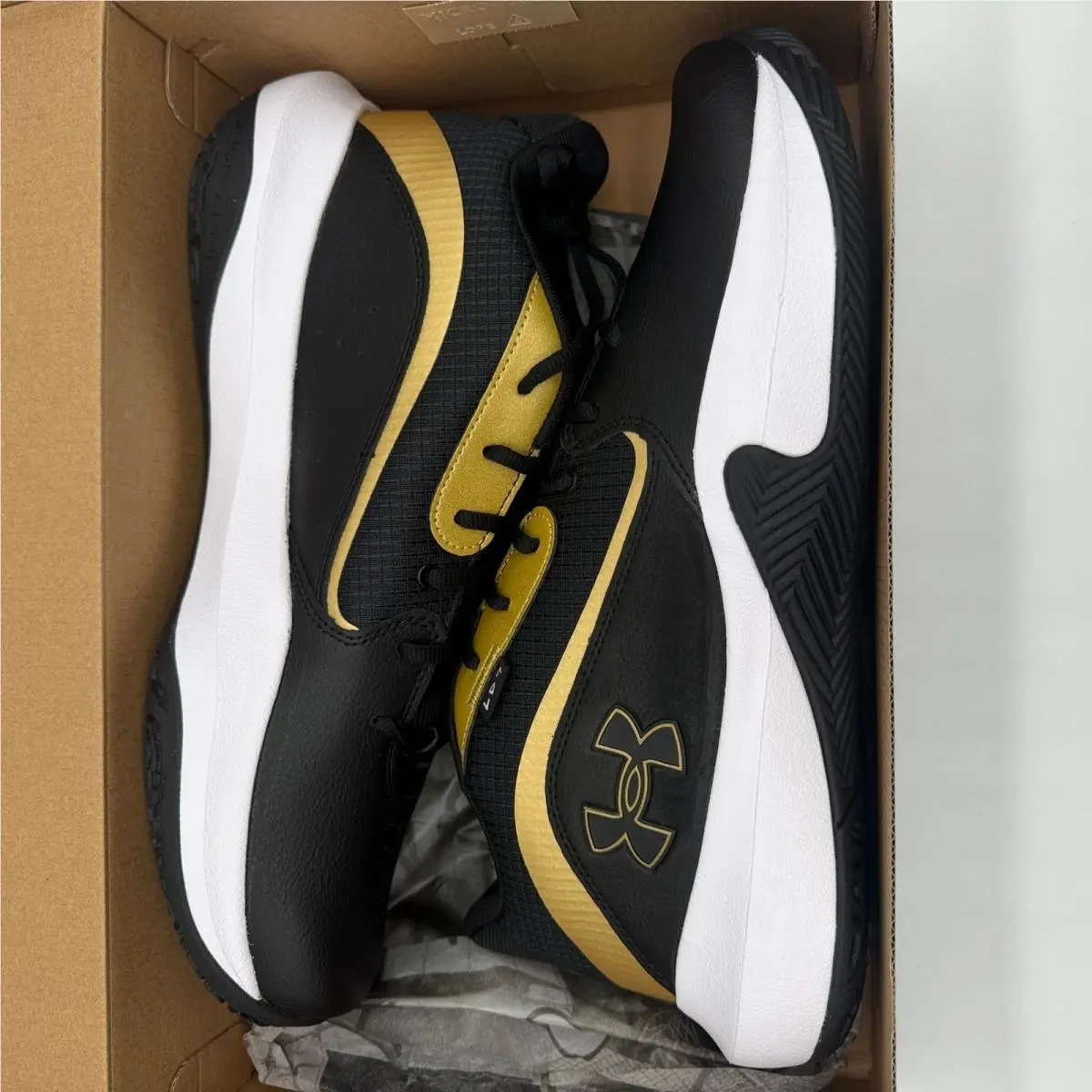 Under Armour shoes - Lockdown 7 - Lockdown - Black Gold 5