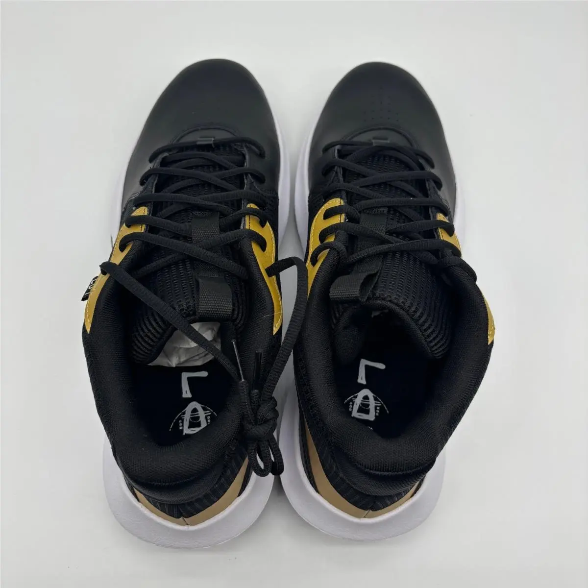 Under Armour shoes - UA Lockdown 7 - Lockdown - Black 3
