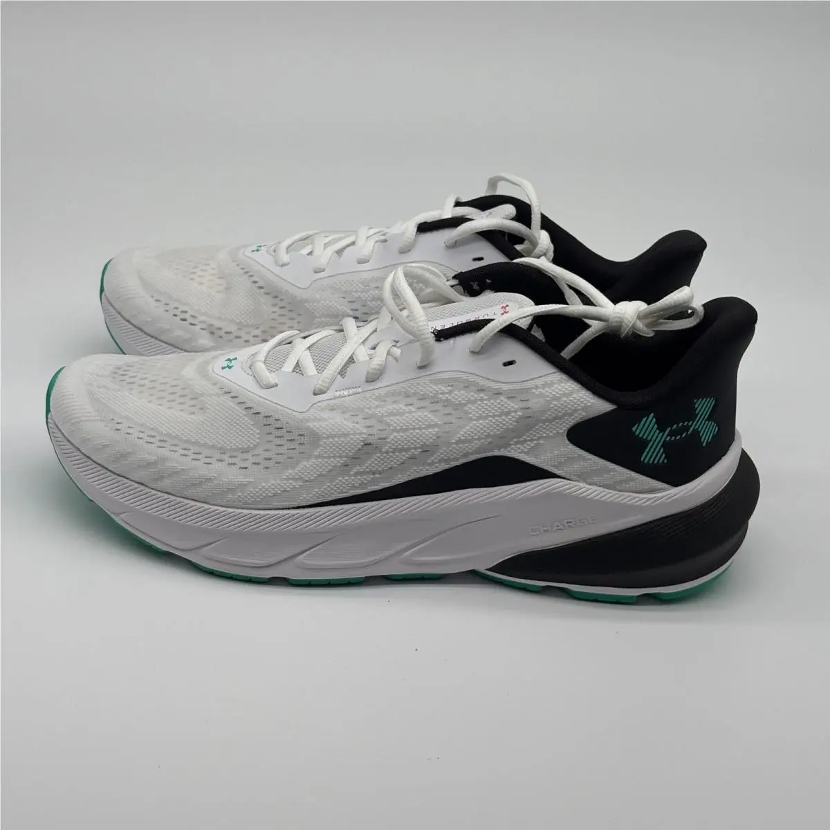 Under Armour shoes - UA Turbulence 3 - Turbulence - White 2