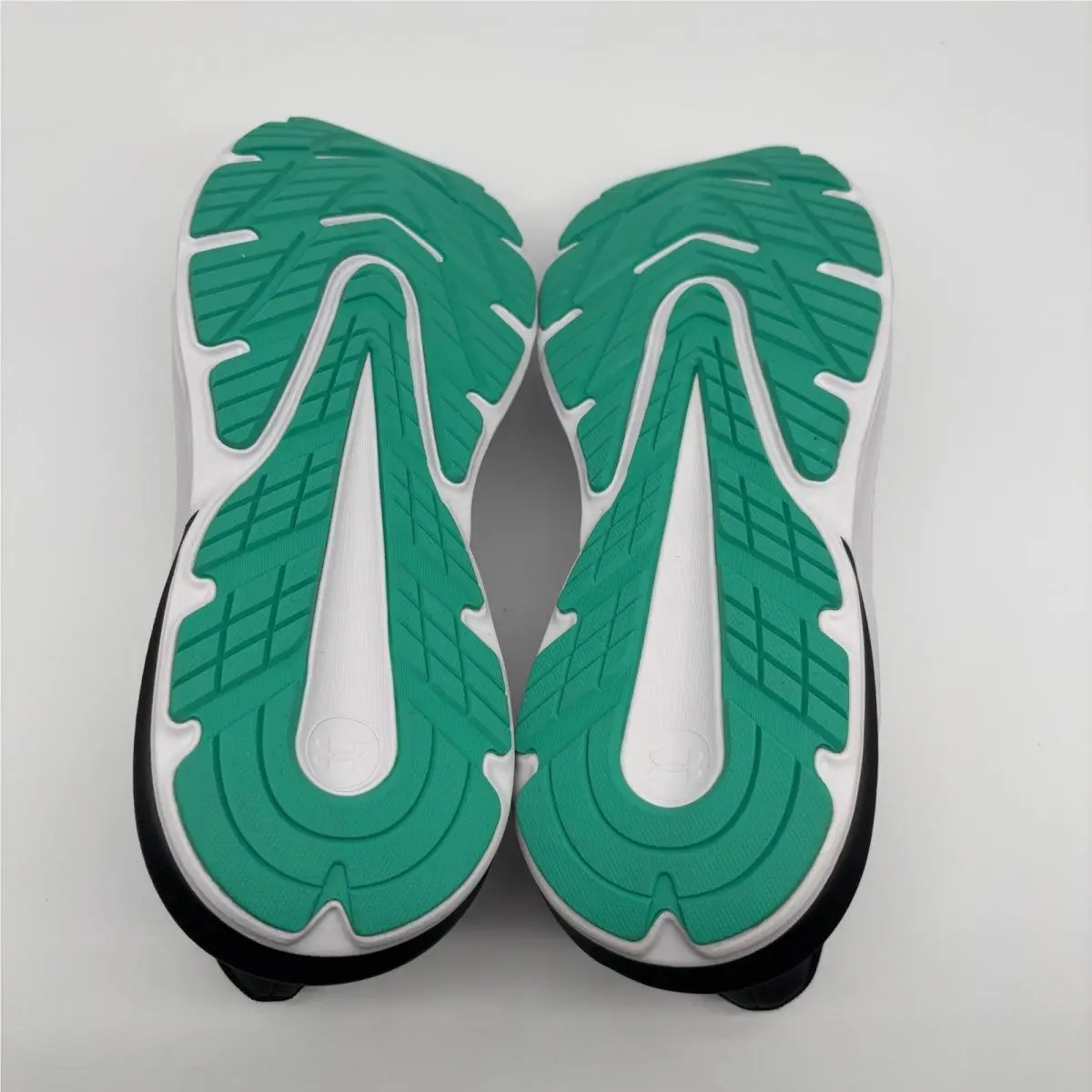 Under Armour shoes - UA Turbulence 3 - Turbulence - White 5