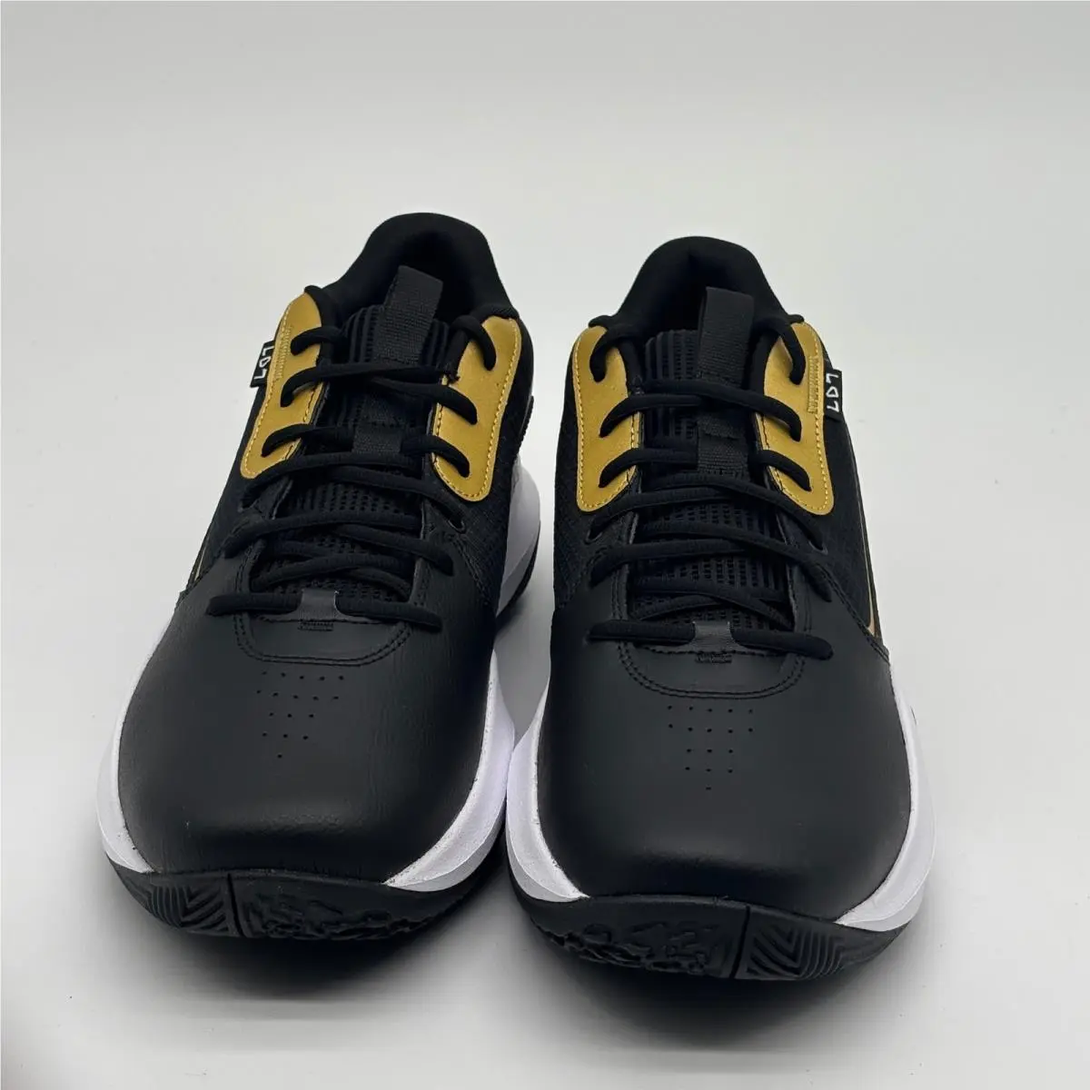 Under Armour shoes - Lockdown 7 - Lockdown - Black Gold 1