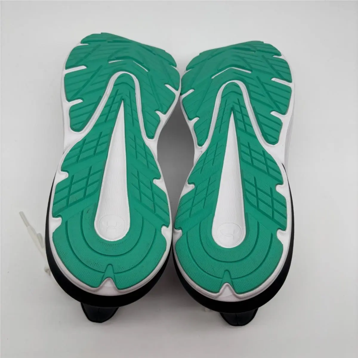 Under Armour shoes - UA Turbulence 3 - Turbulence - White 4