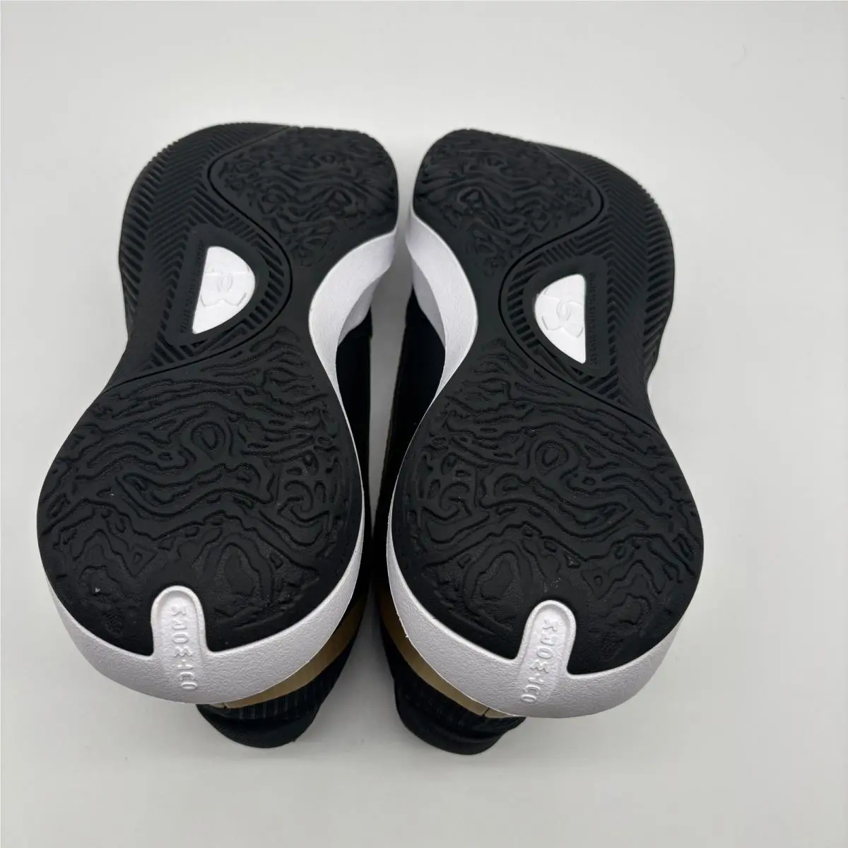 Under Armour shoes - UA Lockdown 7 - Lockdown - Black 4