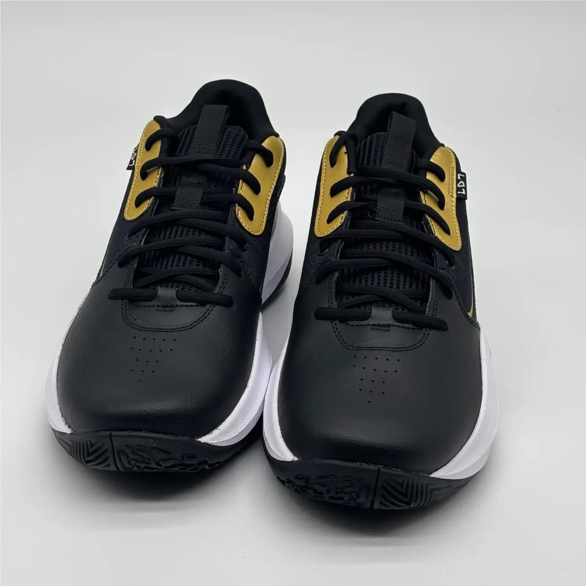 Under Armour shoes - UA Lockdown 7 - Lockdown - Black 1