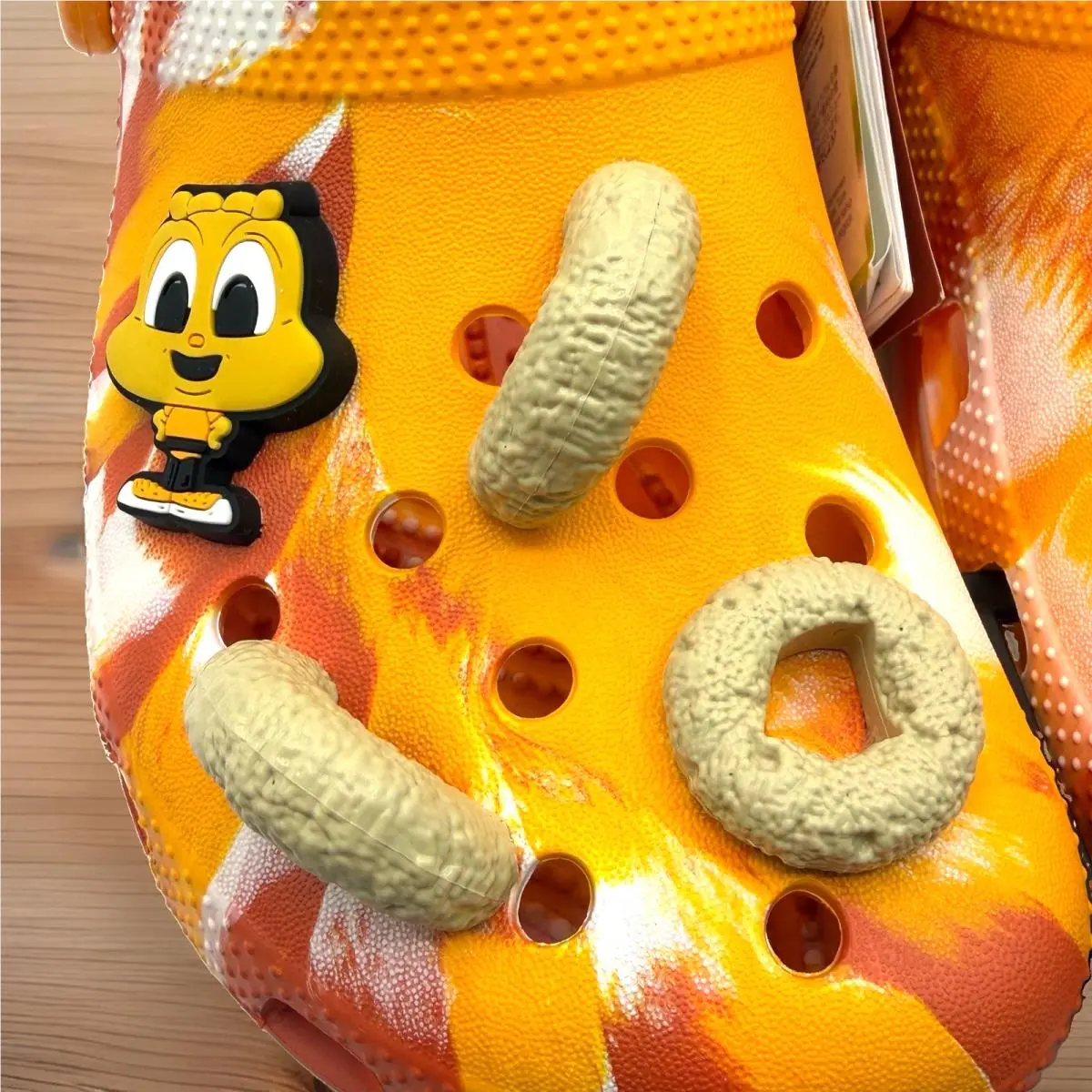 Crocs shoes - Crocs Honey Nut Cheerios Edition - Orange, White, Beige (UPC: 196265118441) 4