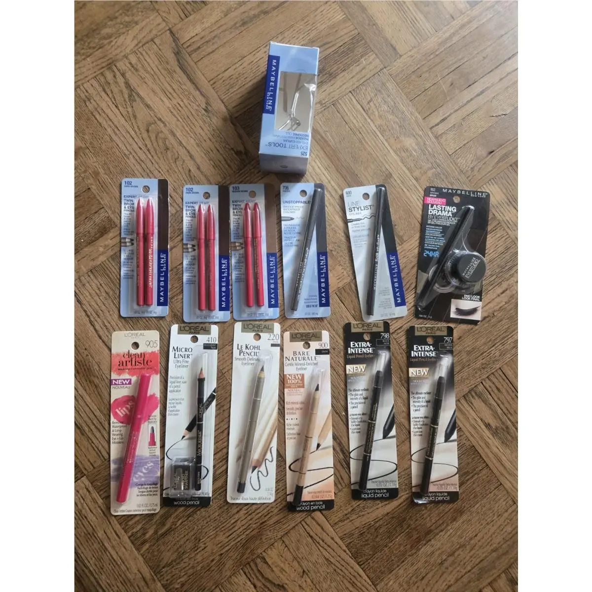 Lot OF 11 Maybelline and L`oreal Eyeliner Pencils Photos For Details All