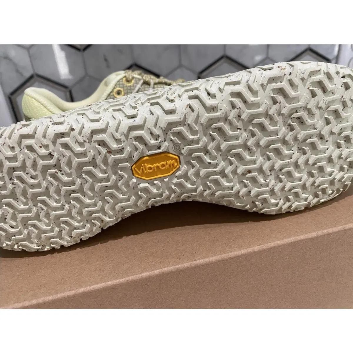 Merrell shoes - Merrell Glove 7 - Glove - Honeydew 2