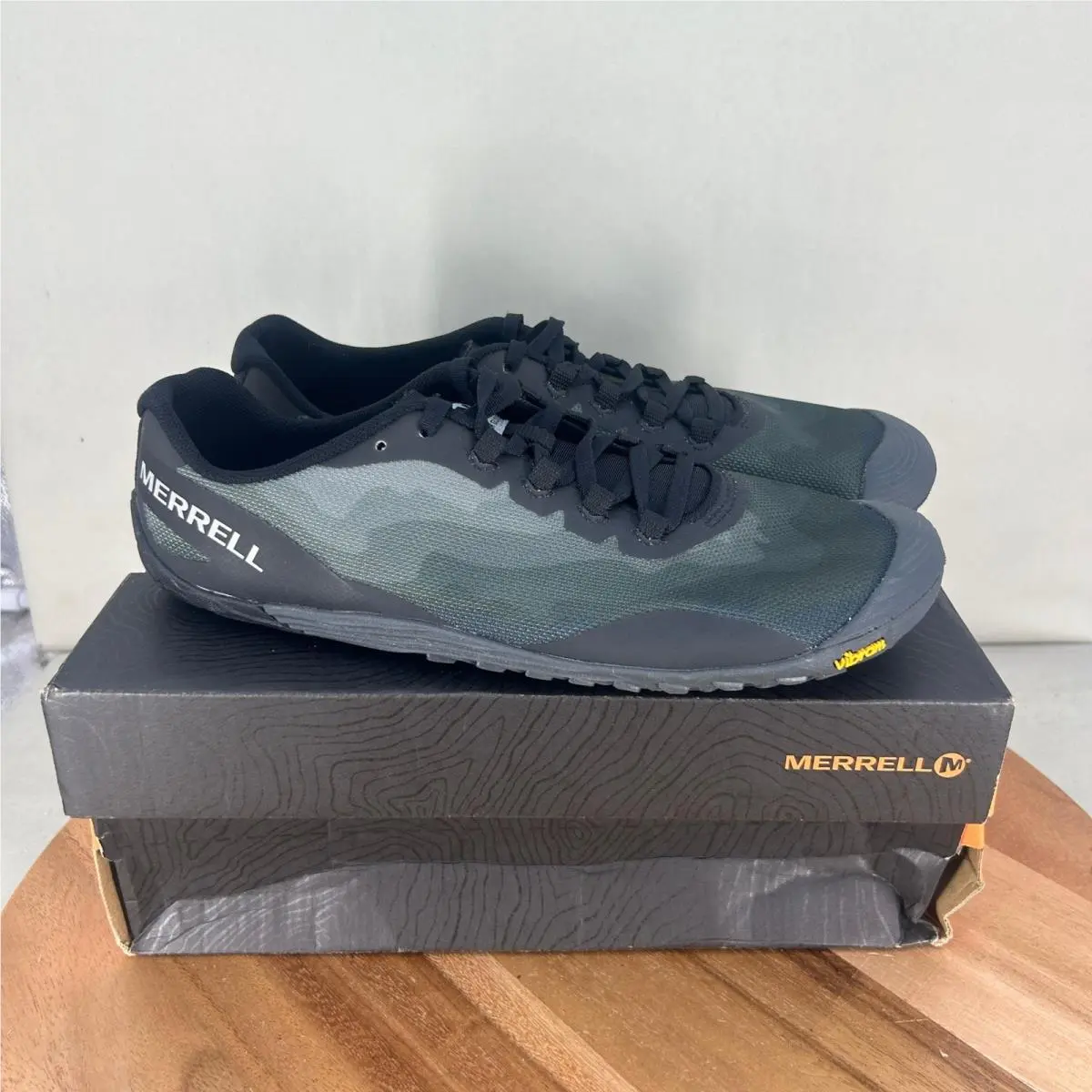 Merrell Vapor Glove 4 Womens 11 Barefoot Running Shoes Black J52506 Vibram