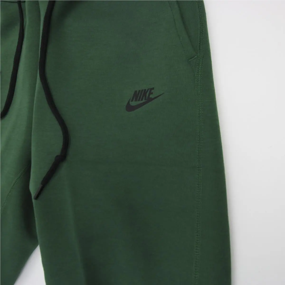 Nike clothing - Green 6