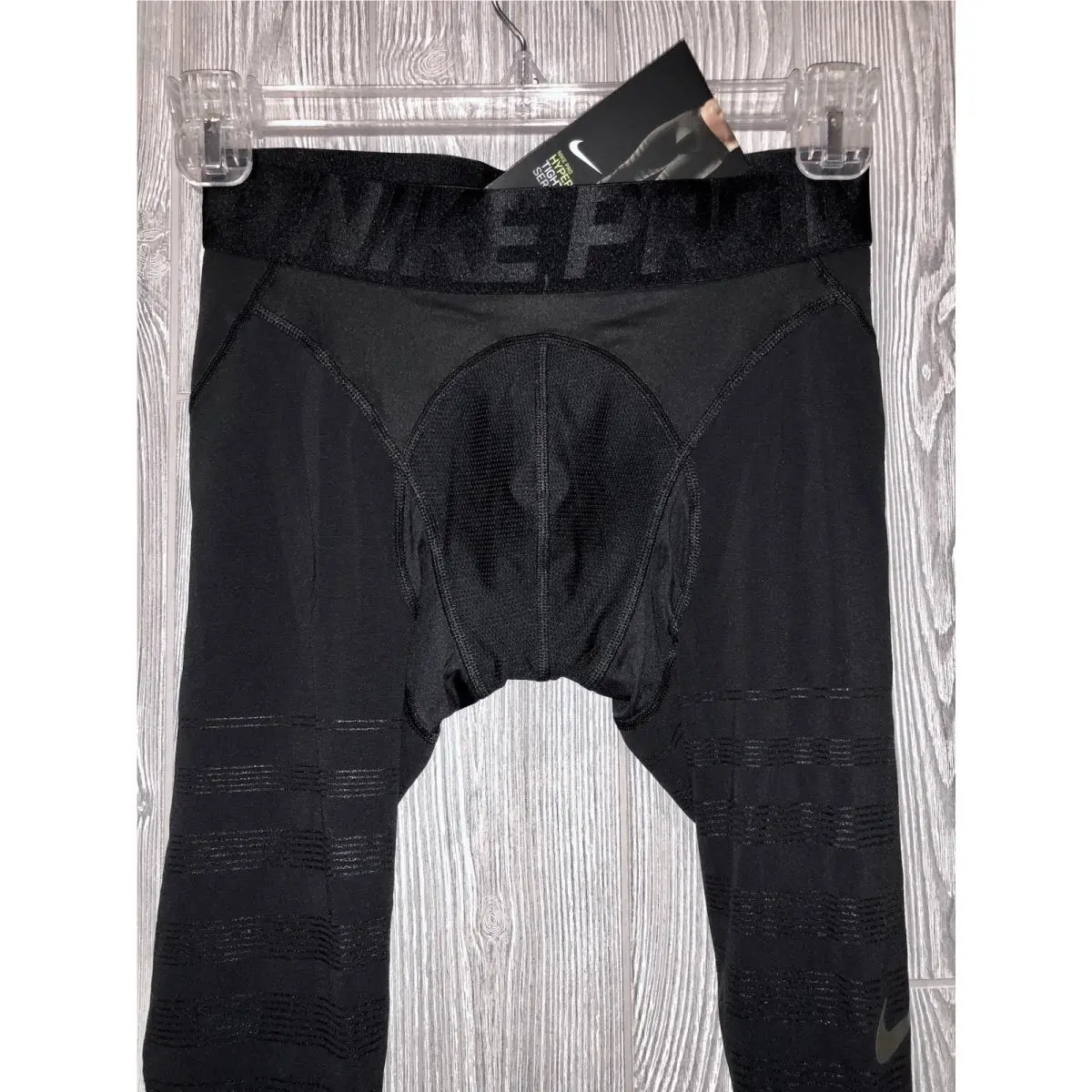 Nike clothing - NIKE Pro HyperRecovery Graduated Compression Training Tight - 812988 - Black 5