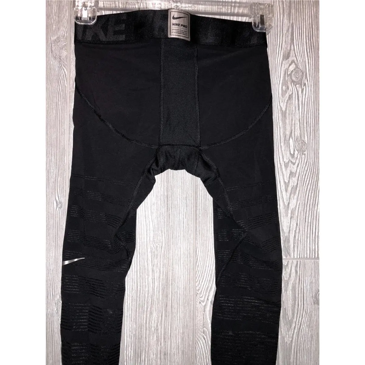 Nike clothing - NIKE Pro HyperRecovery Graduated Compression Training Tight - 812988 - Black 21