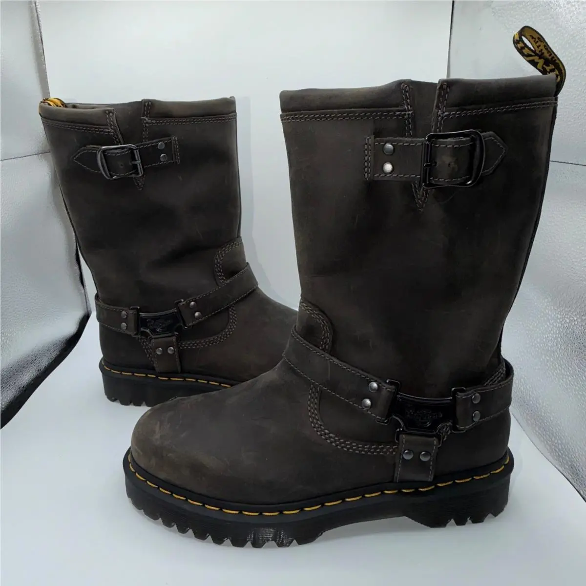 Dr. Martens shoes - Anistone Hi - Anistone - Brown 11