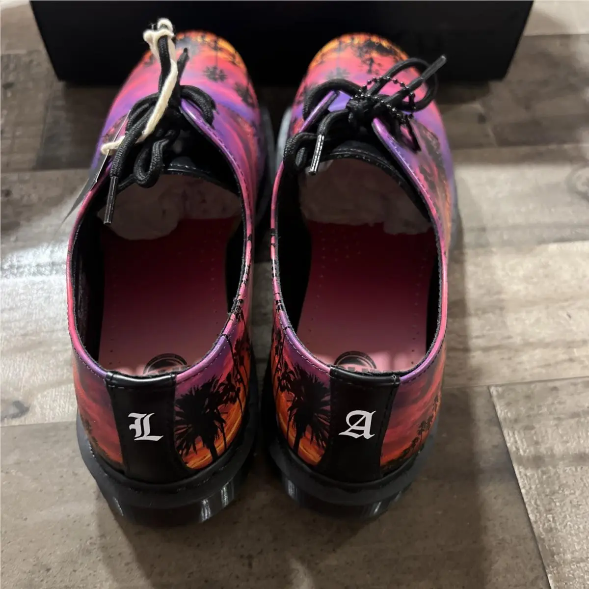 Dr. Martens shoes - Palm Tree Sunset - Palm Tree Sunset - Multicolor (UPC: 0190665451368) 1