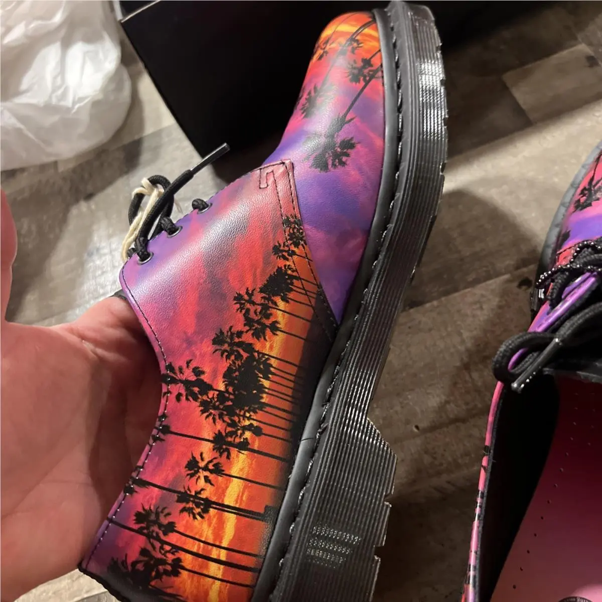 Dr. Martens shoes - Palm Tree Sunset - Palm Tree Sunset - Multicolor (UPC: 0190665451368) 3
