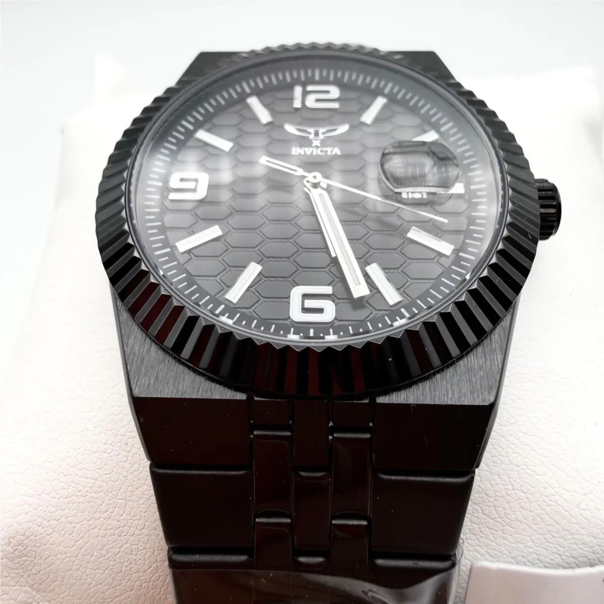 Men`s Invicta Datejust Black Brushed Stainless Steel Fluted Watch 40mm